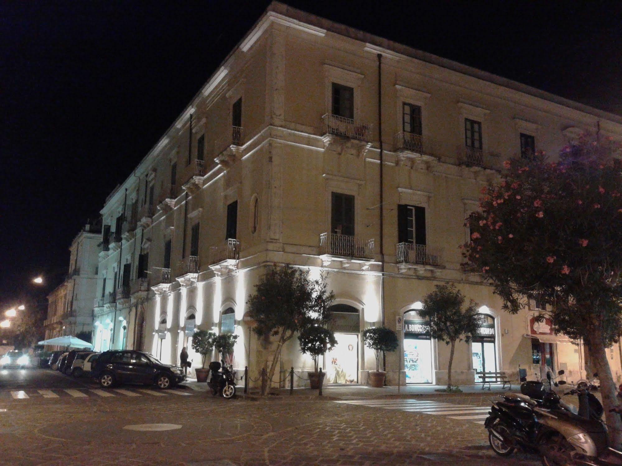 B&B Caravaggio Siracusa 200 Metres From Ortigia Syrakusa Exteriör bild