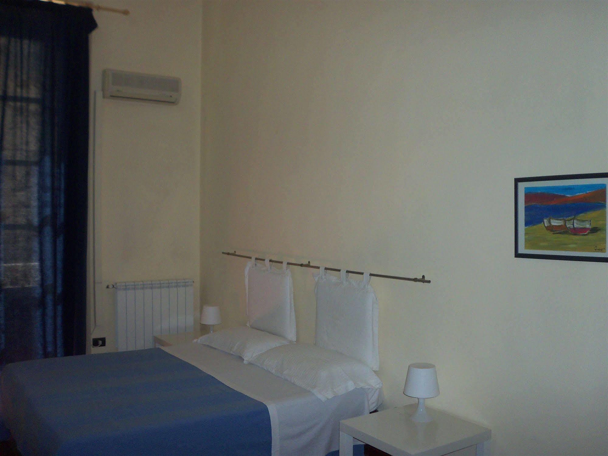 B&B Caravaggio Siracusa 200 Metres From Ortigia Syrakusa Exteriör bild
